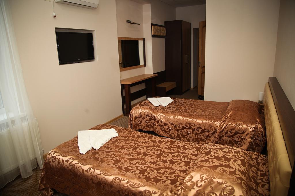 Central Hotel Сороки Номер фото